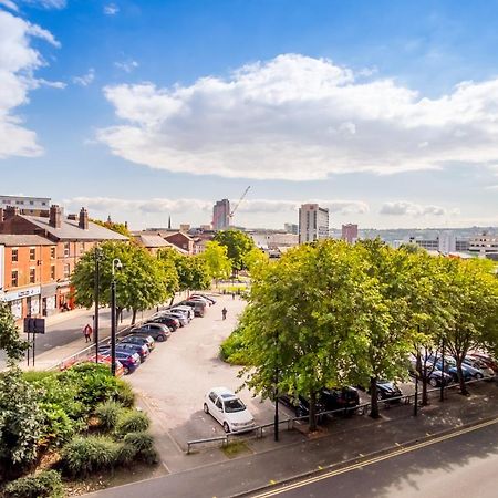 City One Bedroom Apartment With Juliet Balcony In West One - Parking Possible Sheffield Exterior photo