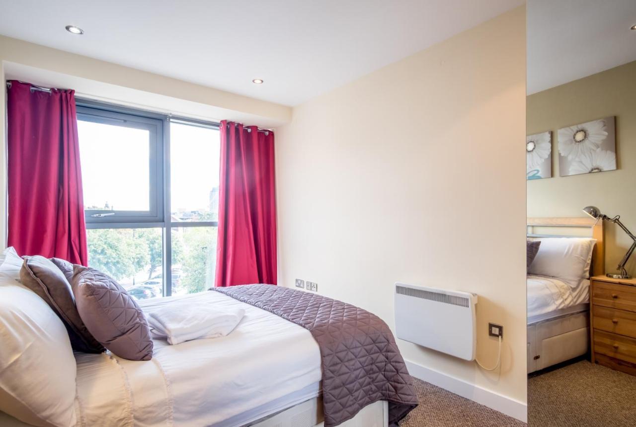 City One Bedroom Apartment With Juliet Balcony In West One - Parking Possible Sheffield Exterior photo